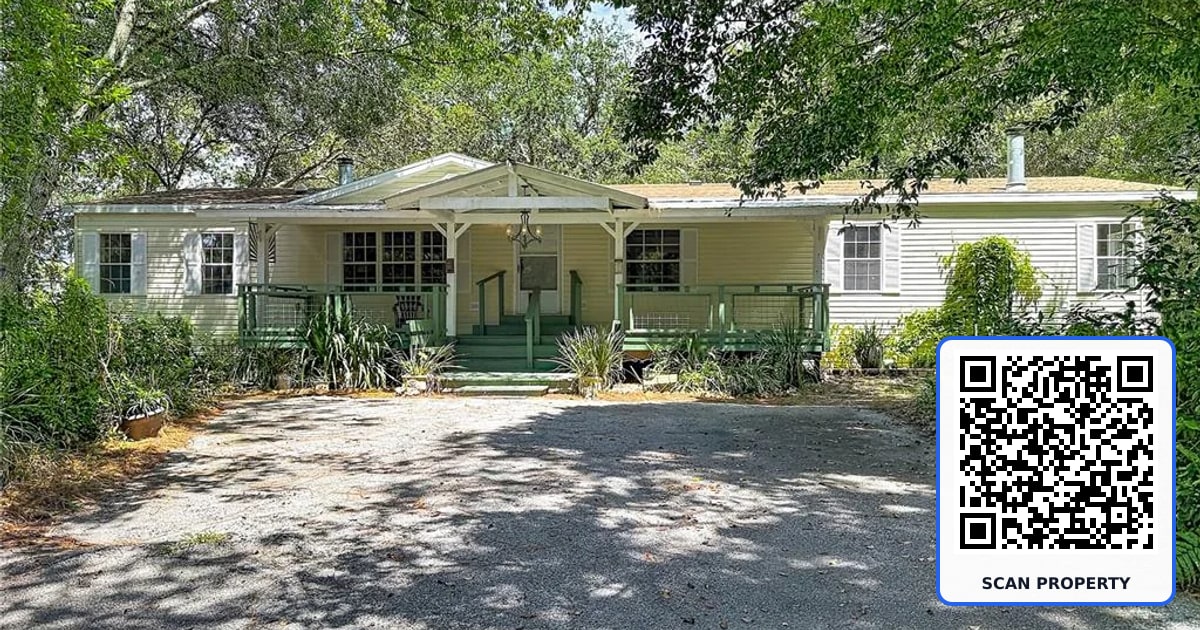 17235 CARLESIMO AVENUE property photo