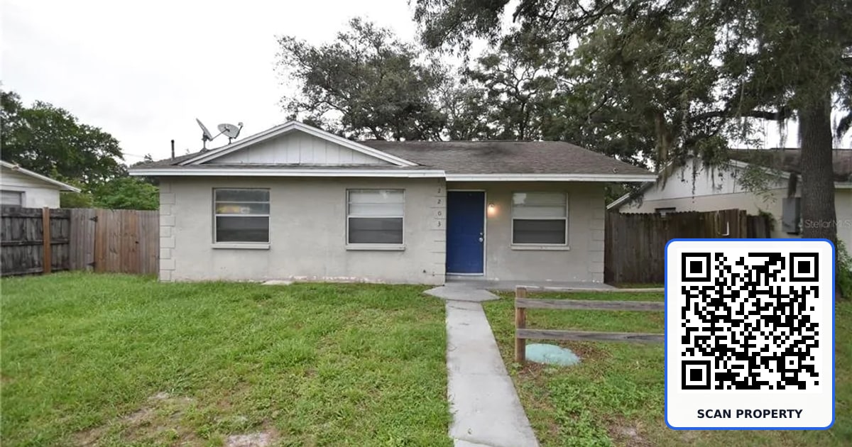 12203 N 9TH STREET property photo