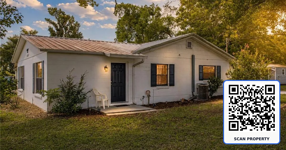 5207 10TH STREET property photo