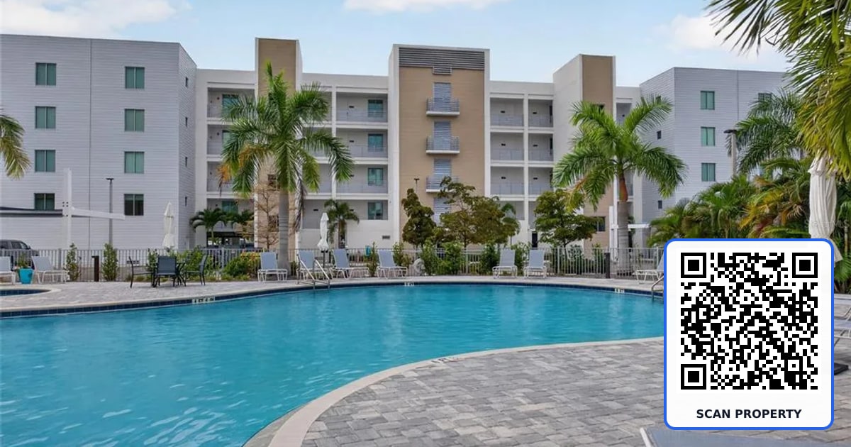 1709 N TAMIAMI TRAIL UNIT 505 property photo