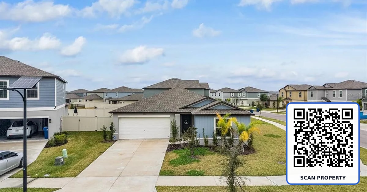 32325 WISHING HAVEN DRIVE property photo