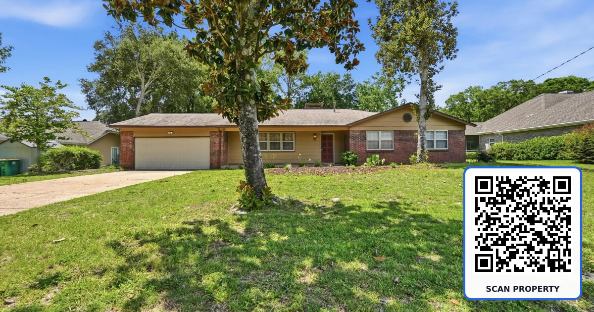 98 Country Club Road property photo