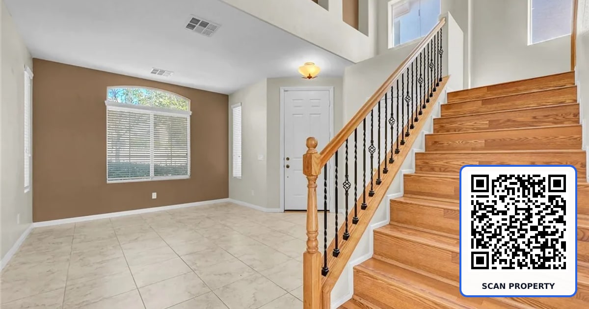 977 SPARKLING LIGHT Street property photo