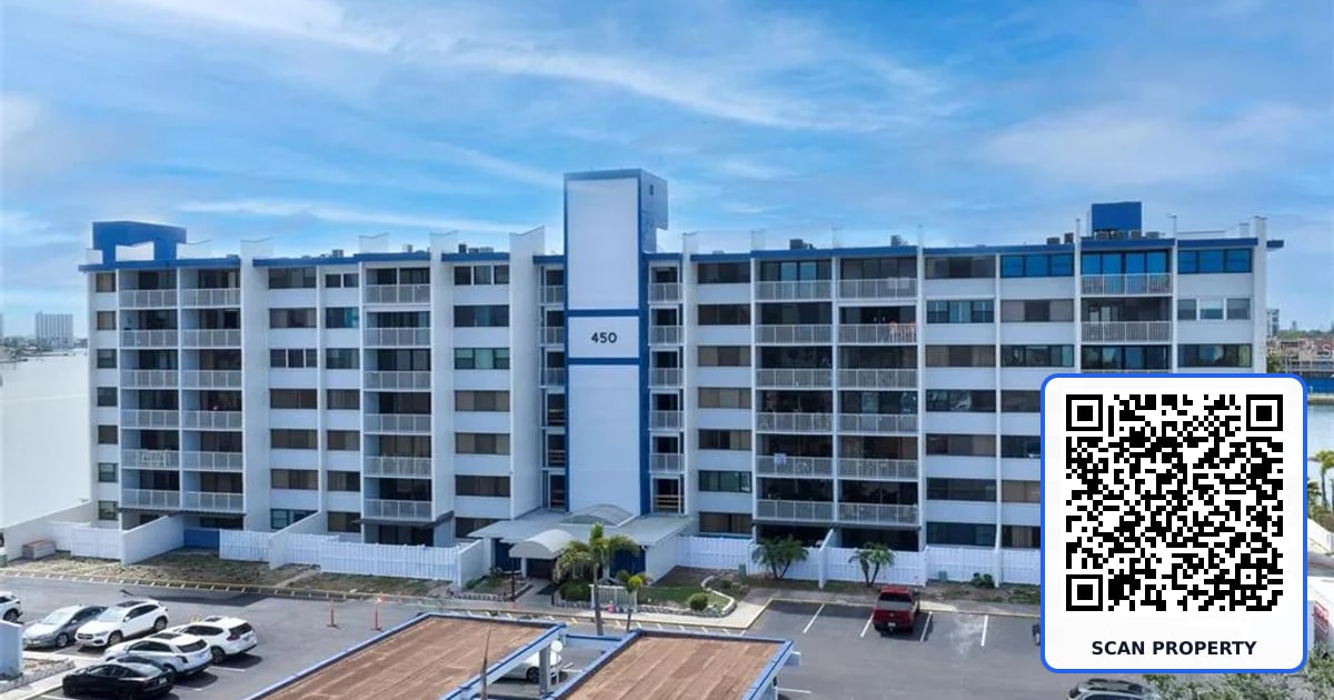450 TREASURE ISLAND CAUSEWAY UNIT 104 property photo