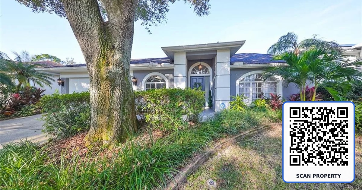 9309 HAMPSHIRE PARK DRIVE property photo