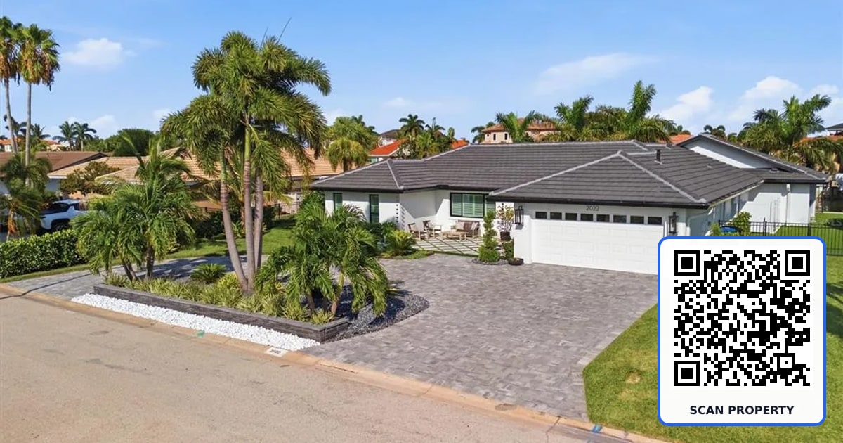 2022 HAWAII AVENUE NE property photo