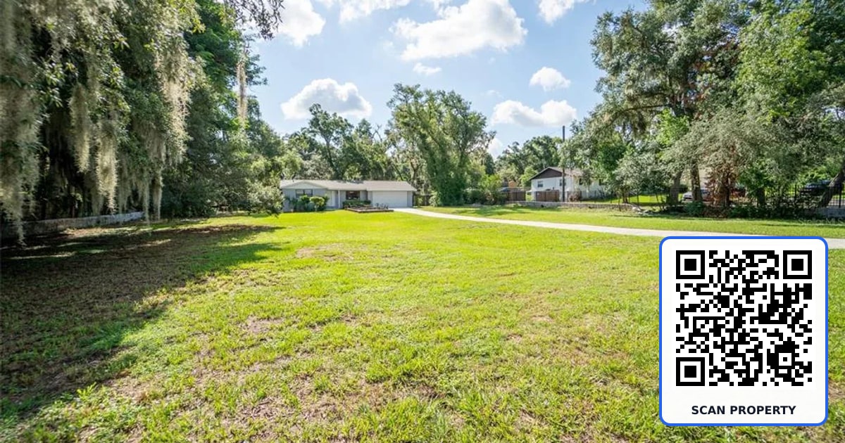 8214 VALRIE LANE property photo