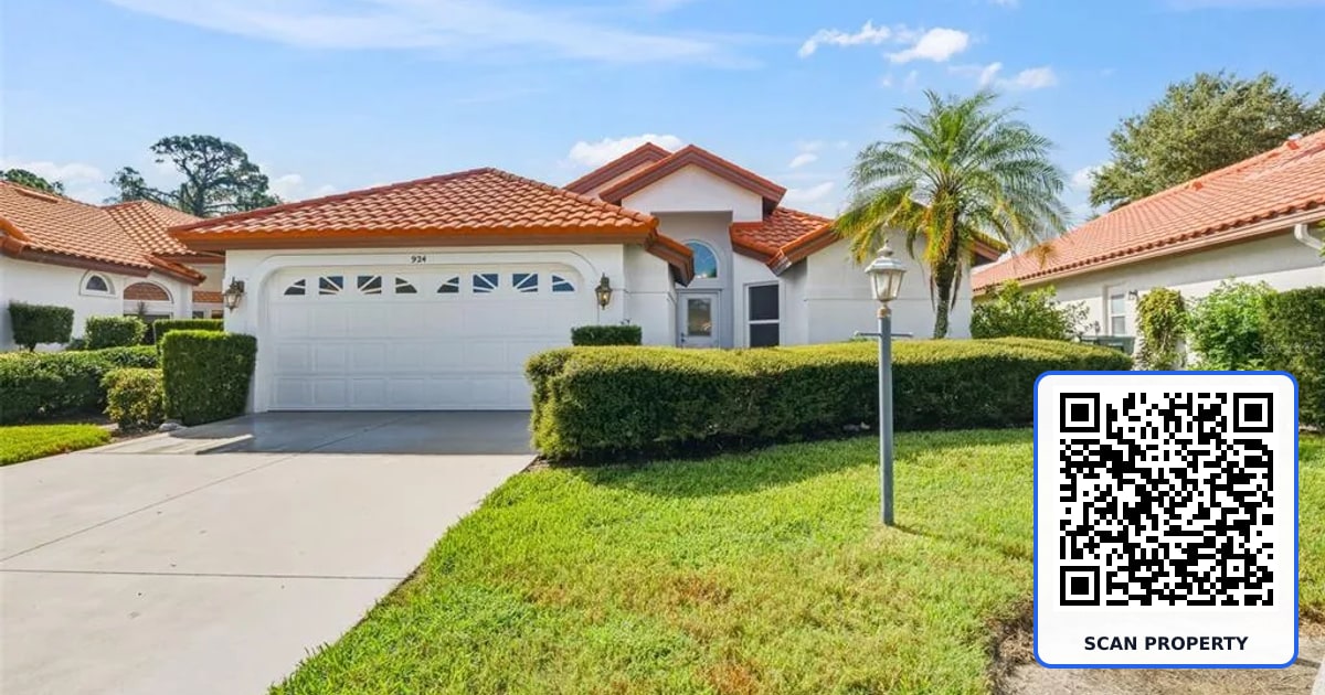 924 HARBOR TOWN DRIVE property photo