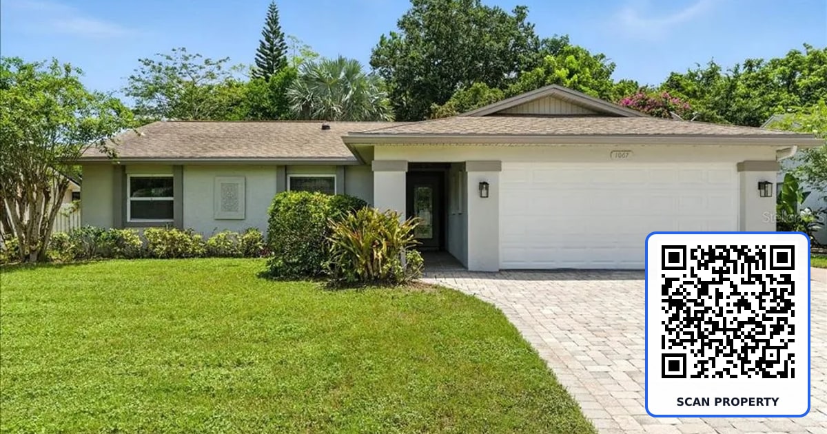 1067 CHOKECHERRY DRIVE property photo
