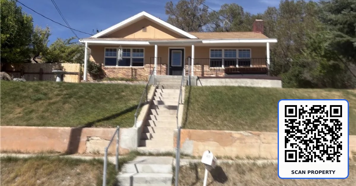 1071 Canyon Street property photo