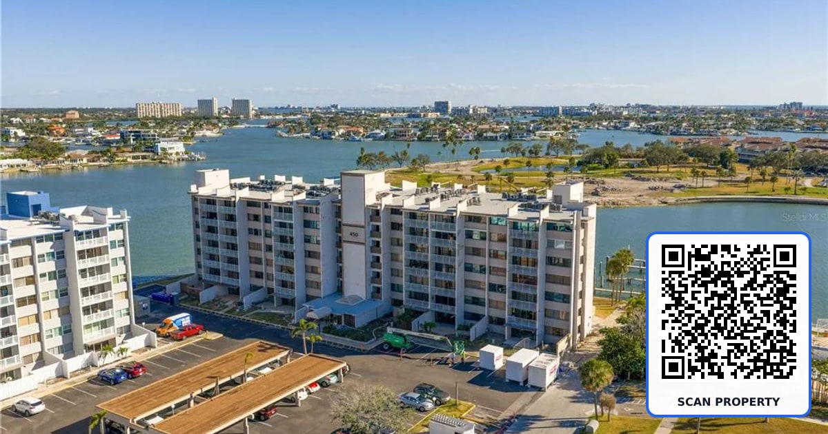 450 TREASURE ISLAND CAUSEWAY UNIT 702 property photo