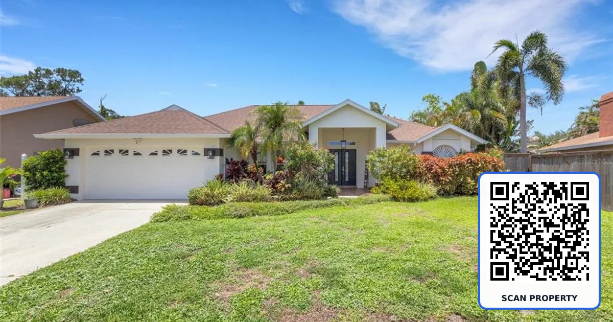 2426 ICECAPADE DRIVE property photo