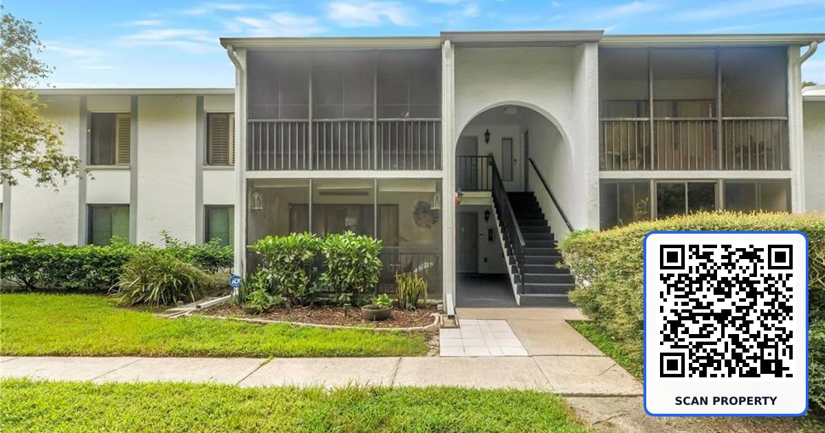 1290 PINE RIDGE CIRCLE E UNIT G2 property photo