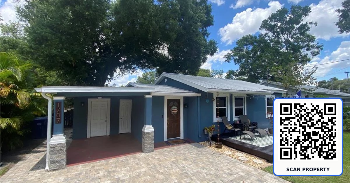 1707 W COMANCHE AVENUE property photo
