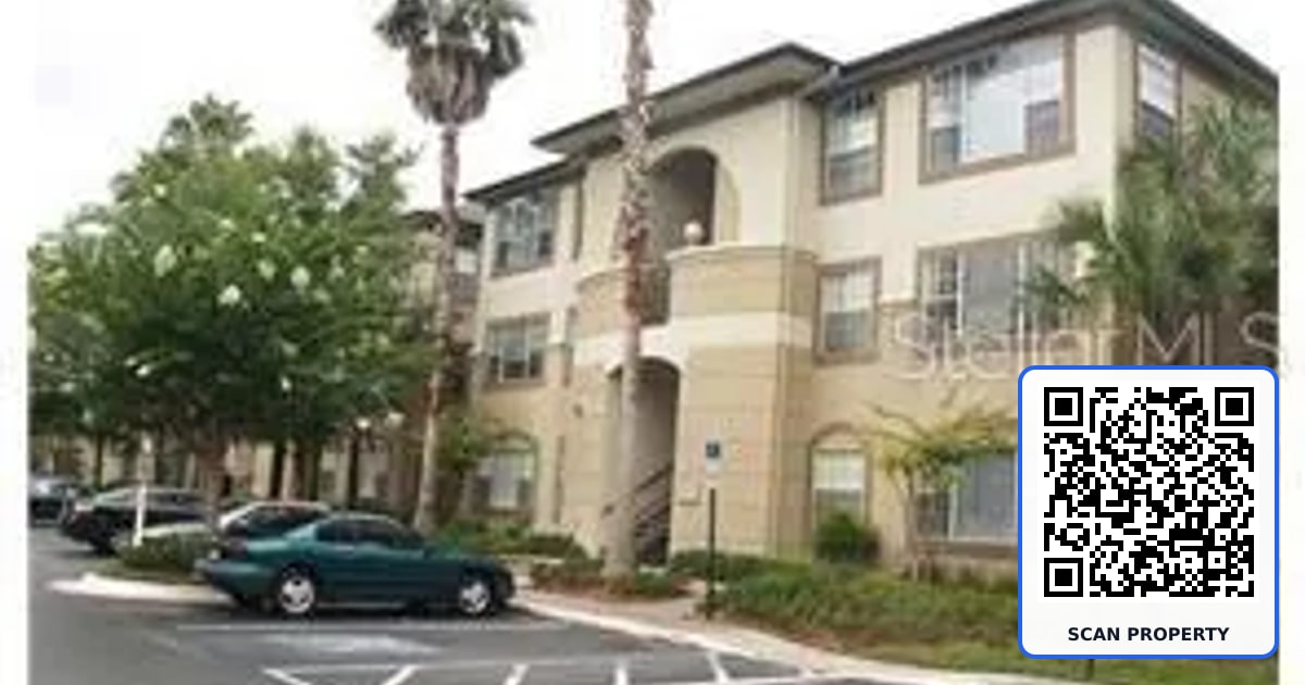 17112 CARRINGTON PARK DRIVE UNIT 902 property photo