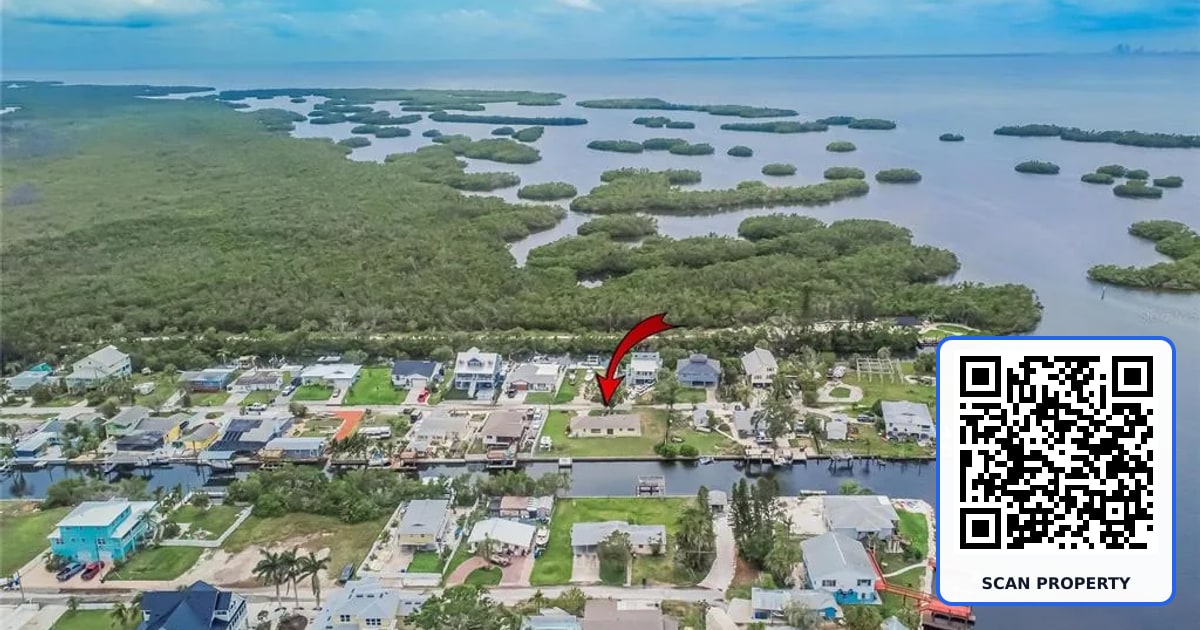 814 SEABREEZE DRIVE property photo