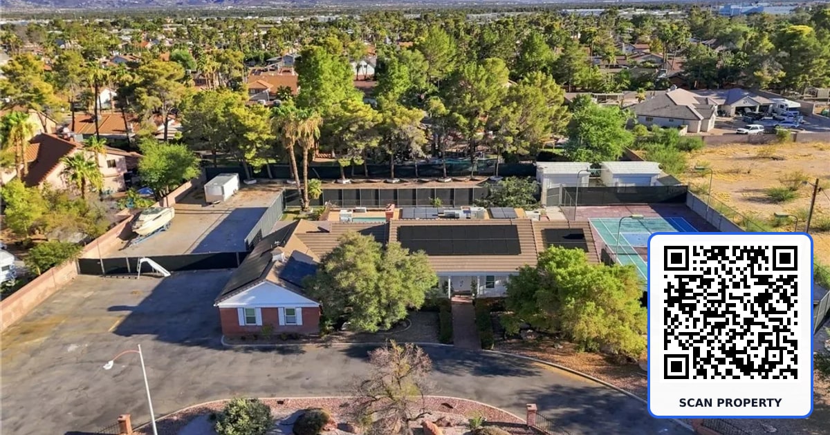 2825 East Hacienda Avenue property photo