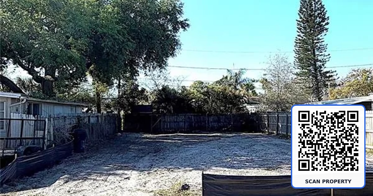 2126 43RD AVENUE N property photo