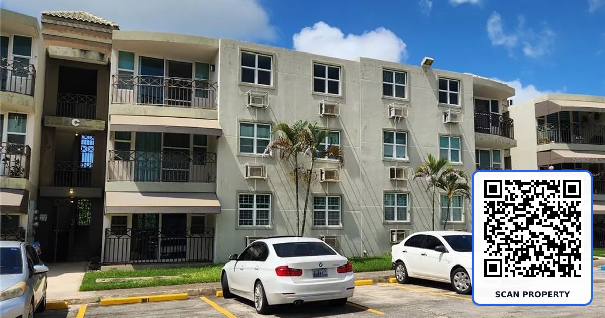 C-121 LA INMACULADA COURT COND property photo