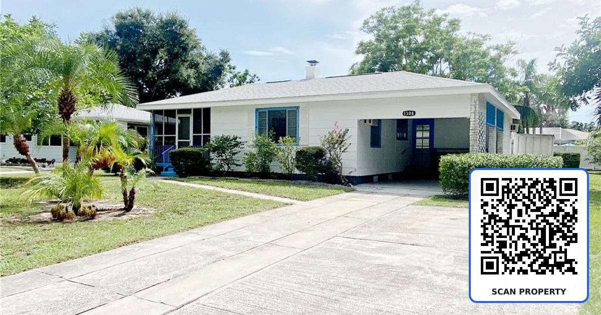 1308 ESSEX DRIVE N property photo