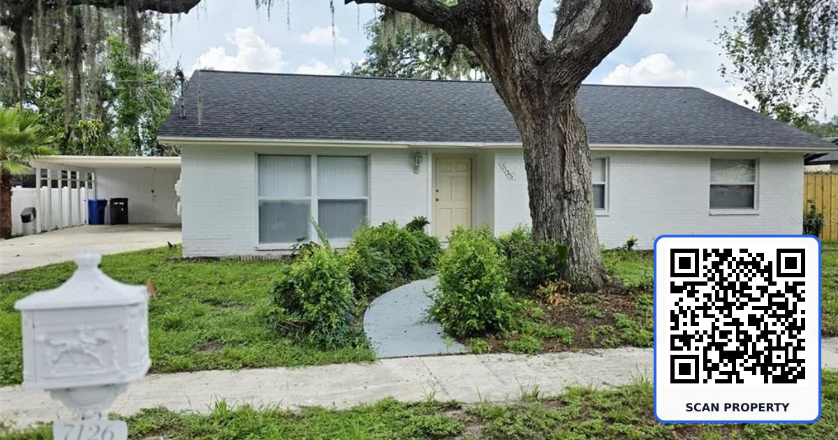 7126 WRENWOOD CIRCLE property photo