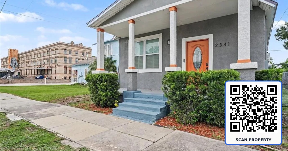 2341 W CHESTNUT STREET property photo