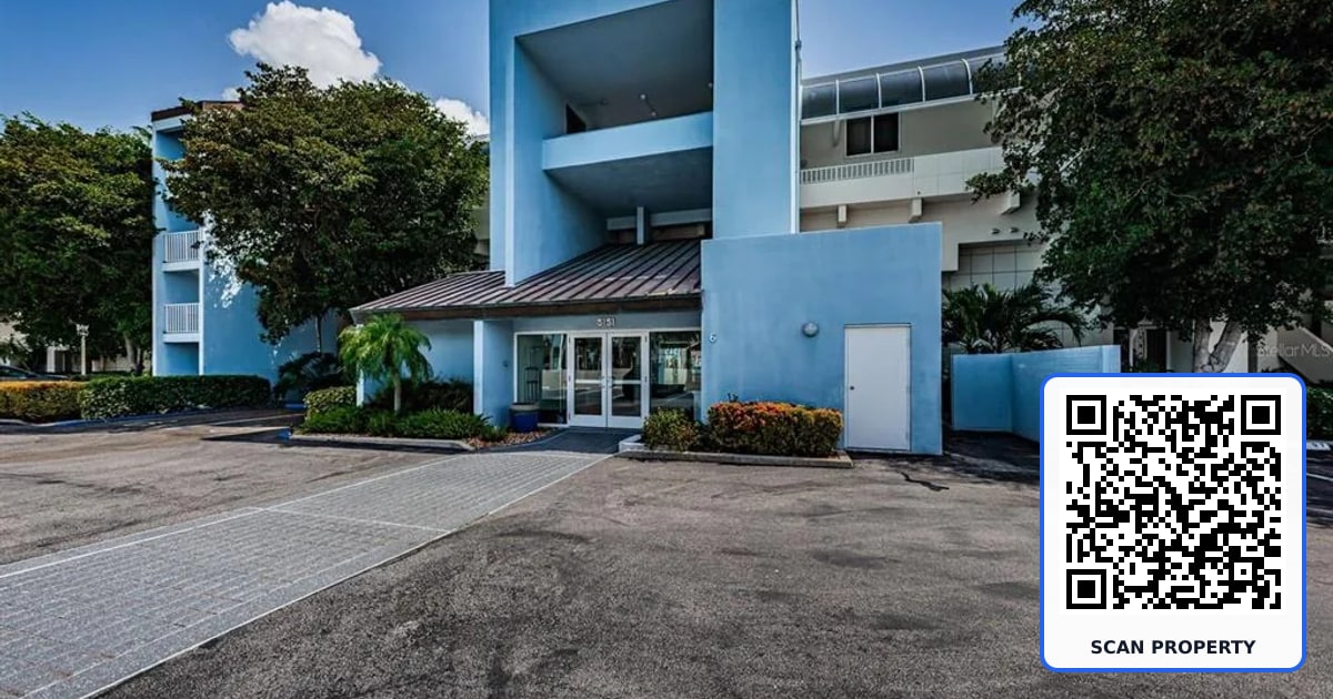 5151 ISLA KEY BOULEVARD S UNIT 220 property photo