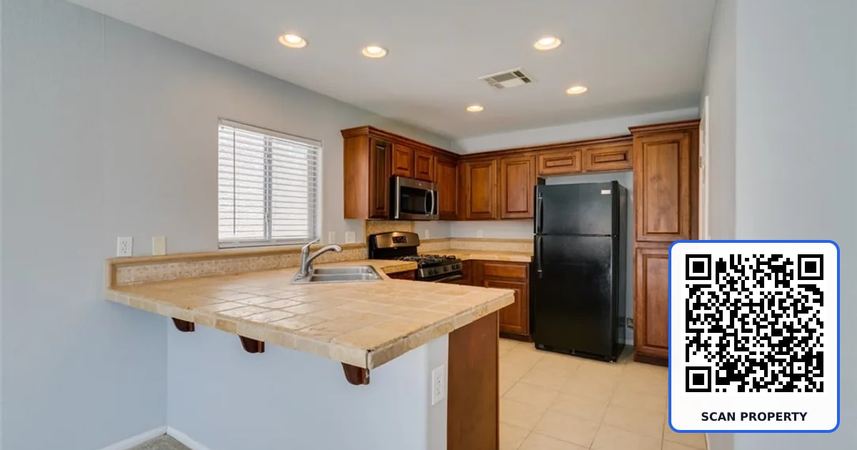 8433 Spencer Canyon Street property photo