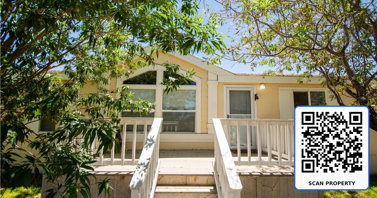 6530 Camelot Circle property photo