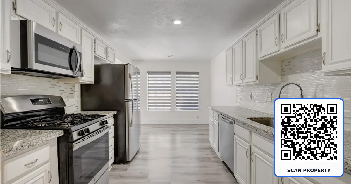 4049 Chalfont Court property photo