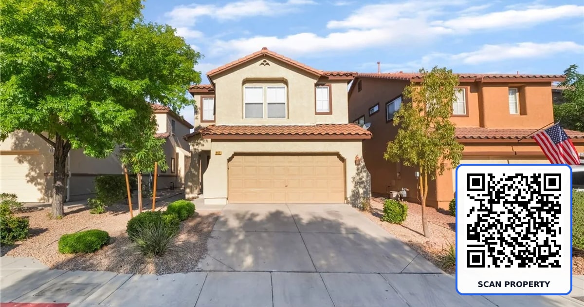 647 Moonlight Stroll Street property photo
