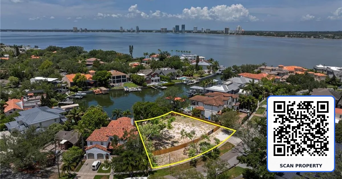 86 BAHAMA CIRCLE property photo