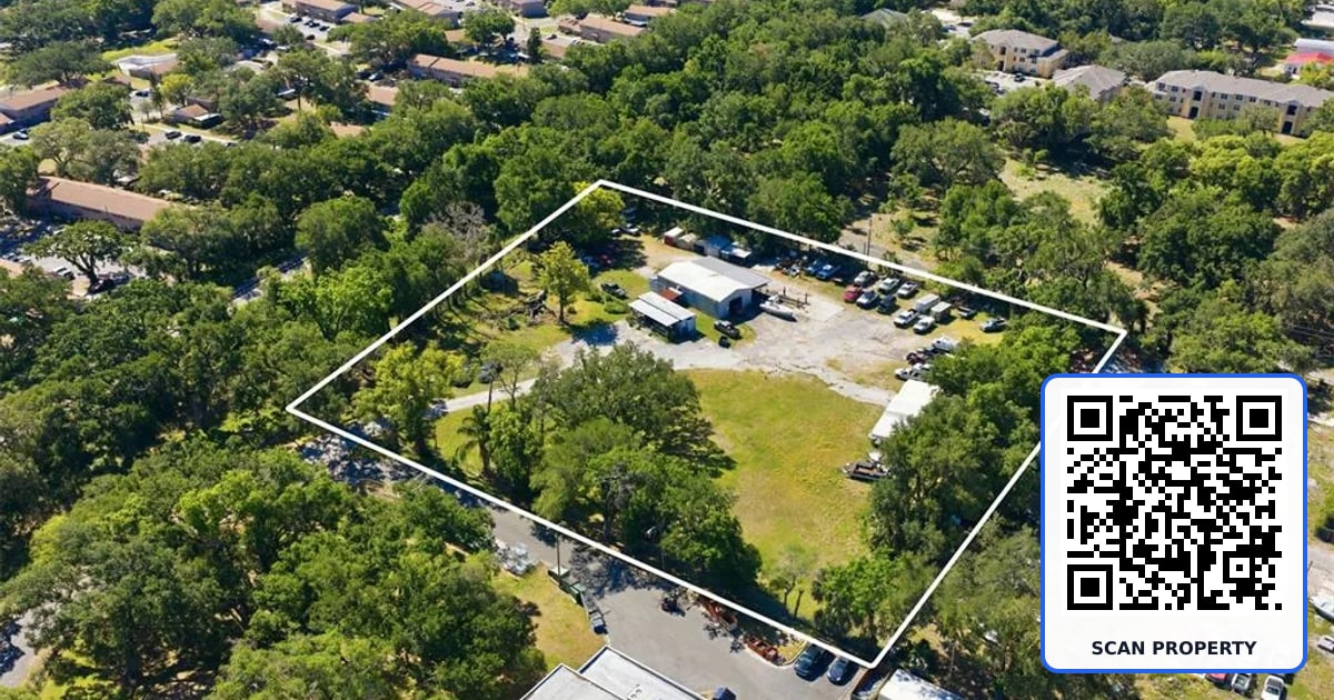 2415 E SLIGH AVENUE property photo