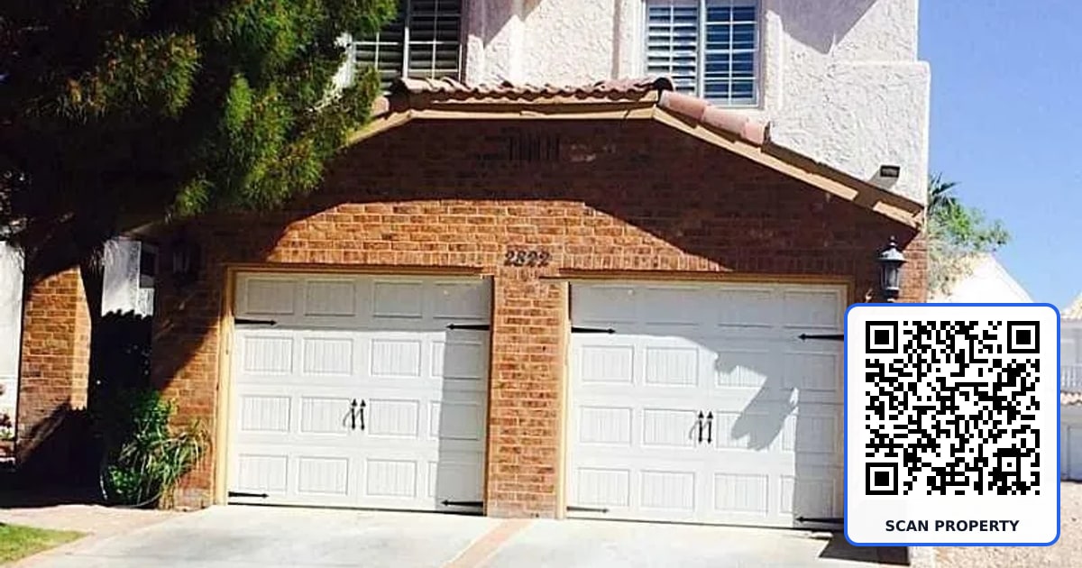 2822 QUEENS COURTYARD Drive property photo