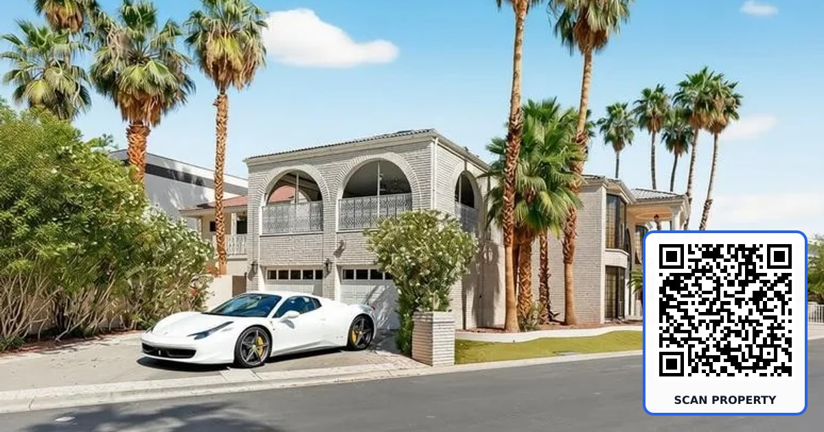 2834 Queens Courtyard property photo
