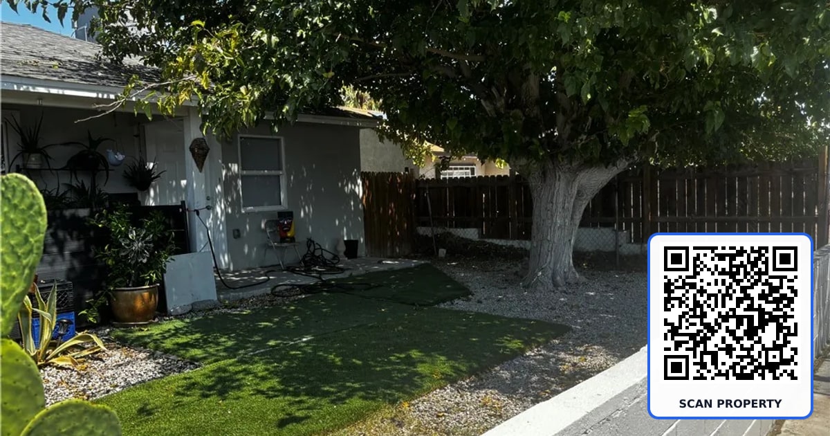 1405 East Clark Avenue property photo