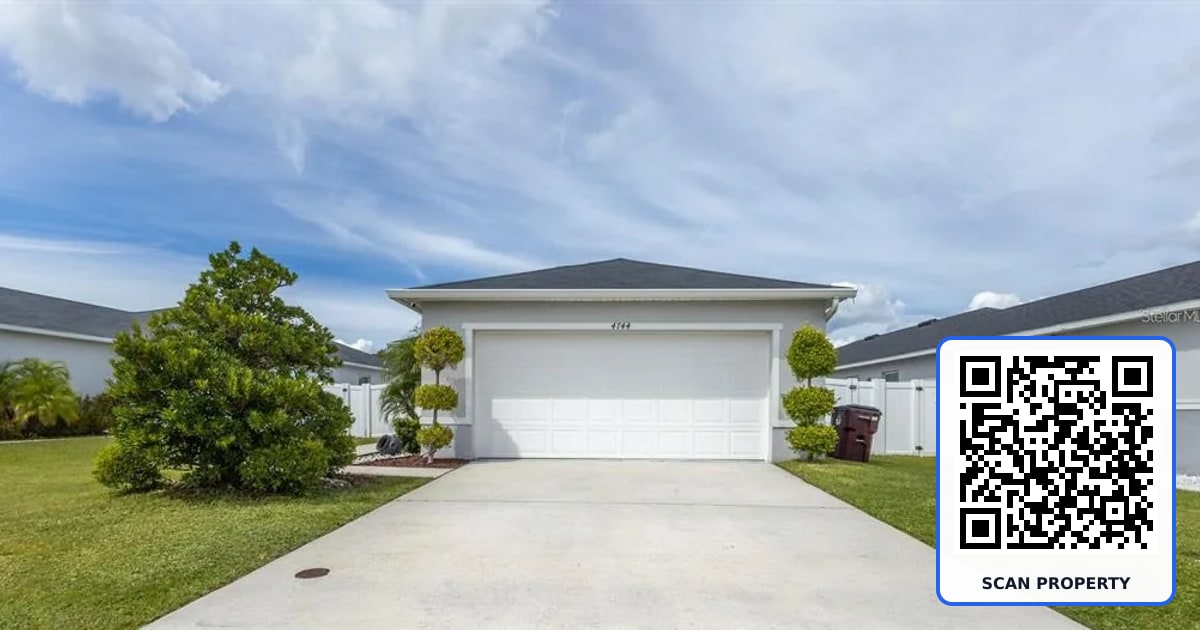 4744 GLENCREST LOOP property photo