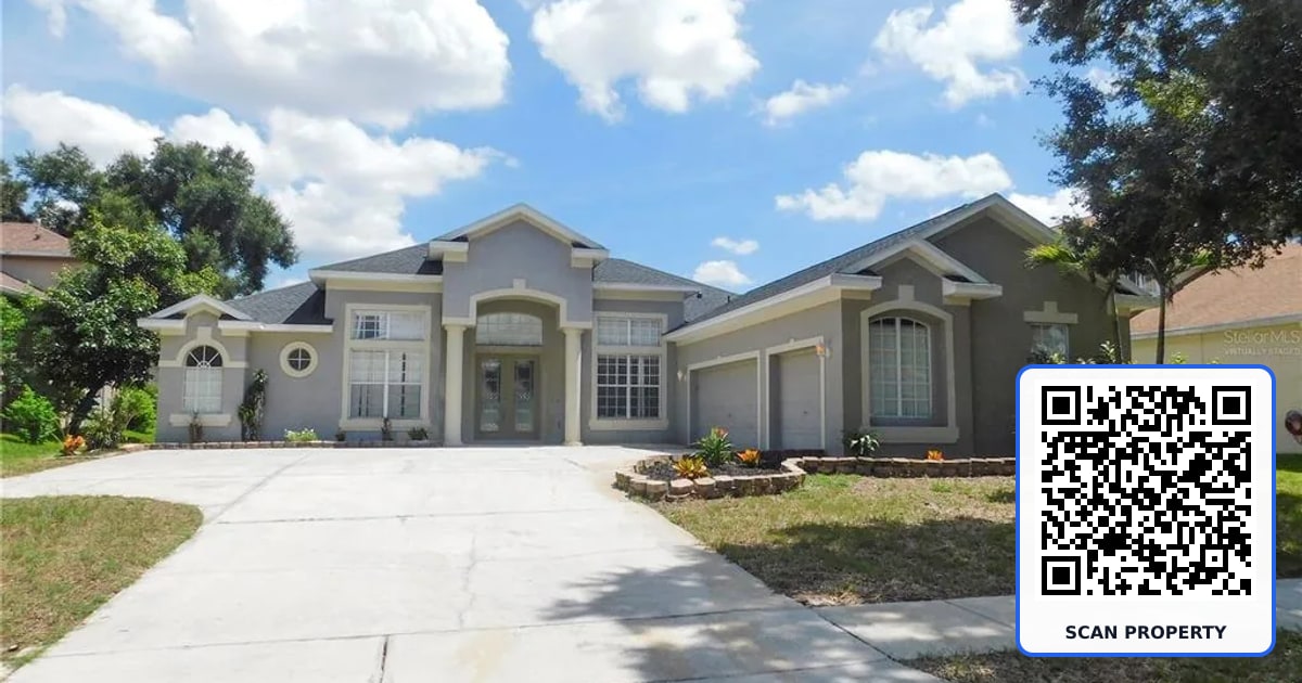 2412 BLUE STONE COURT property photo