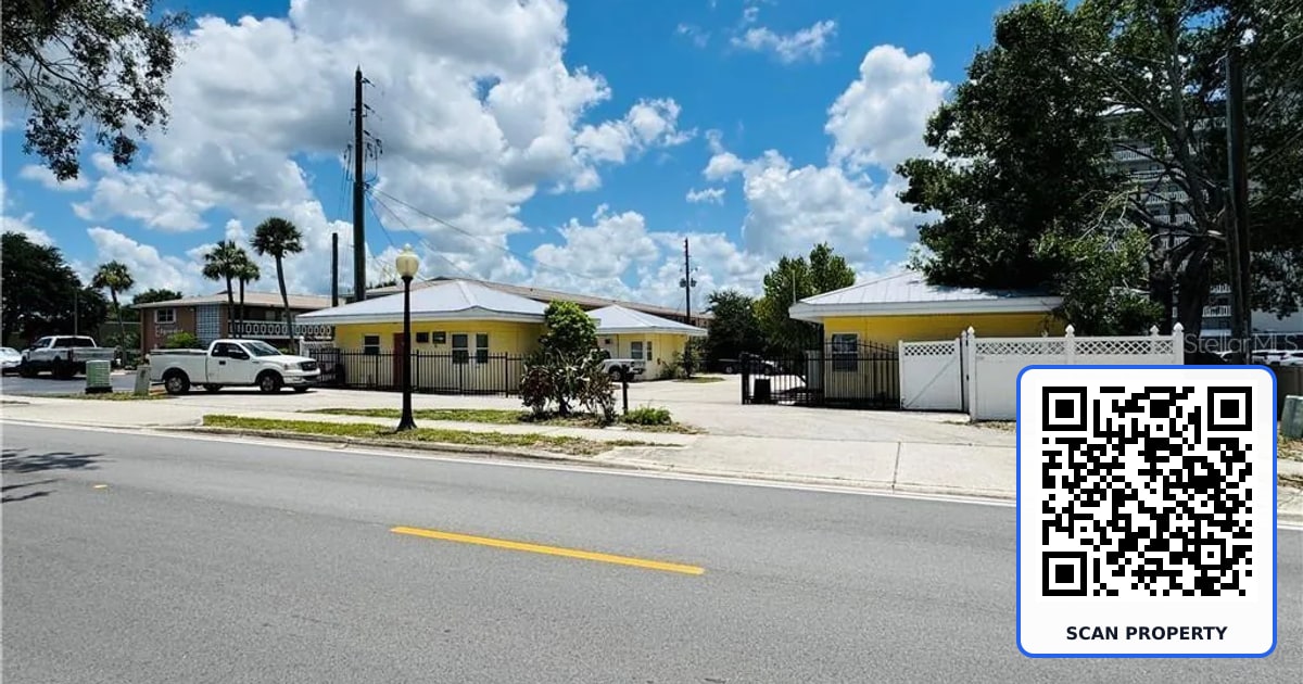 2121 LAKEVIEW DRIVE property photo
