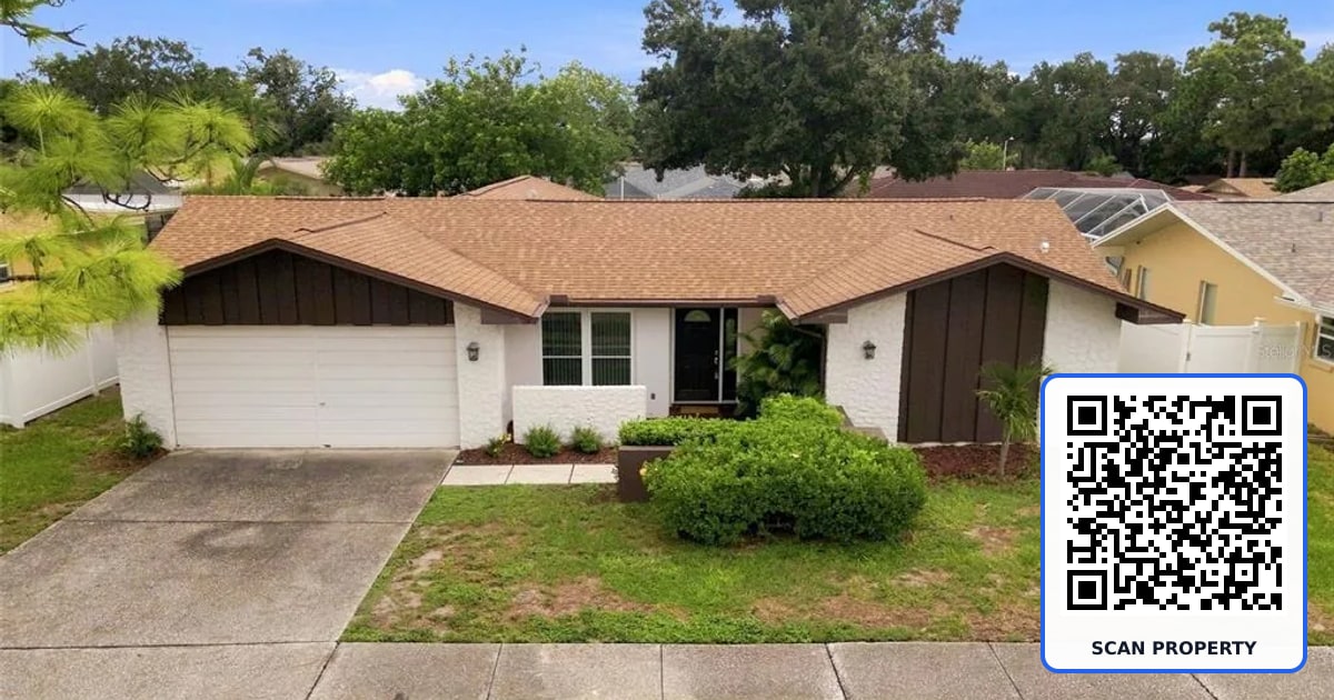 203 HILLCREST DRIVE property photo