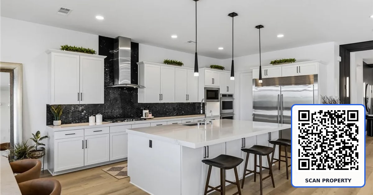 767 Glowing Horizon Street property photo