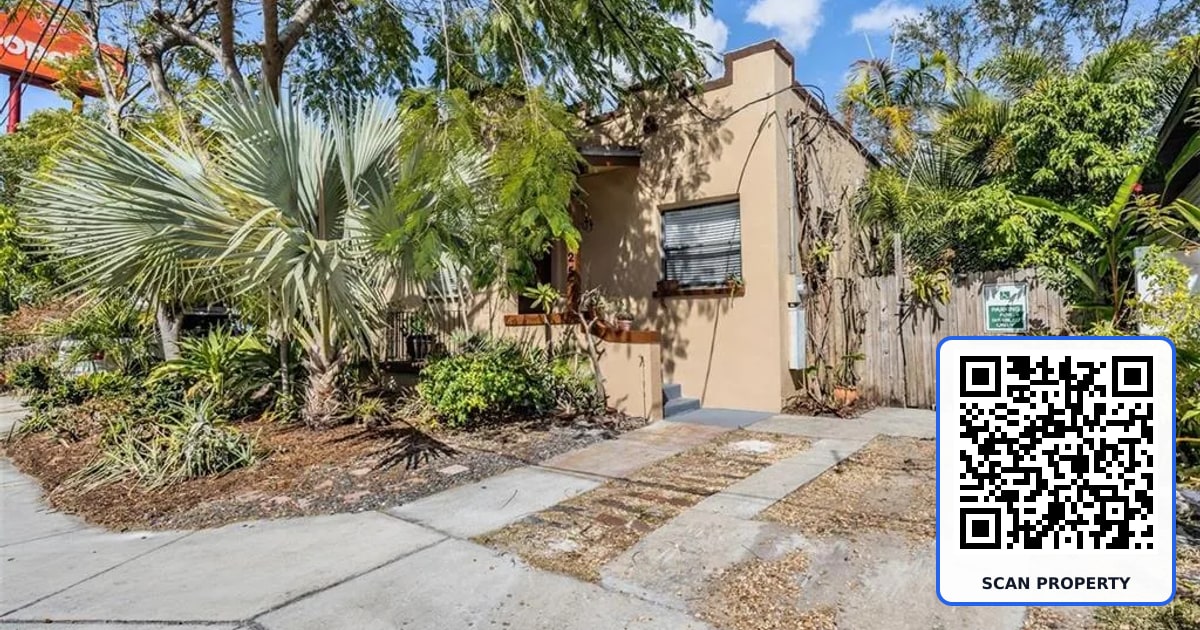 2325 W GREEN STREET property photo