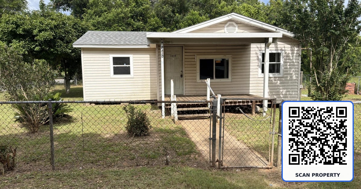2420 N U Street property photo