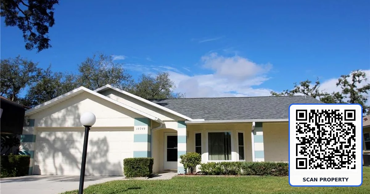 10749 FALLEN LEAF LANE property photo