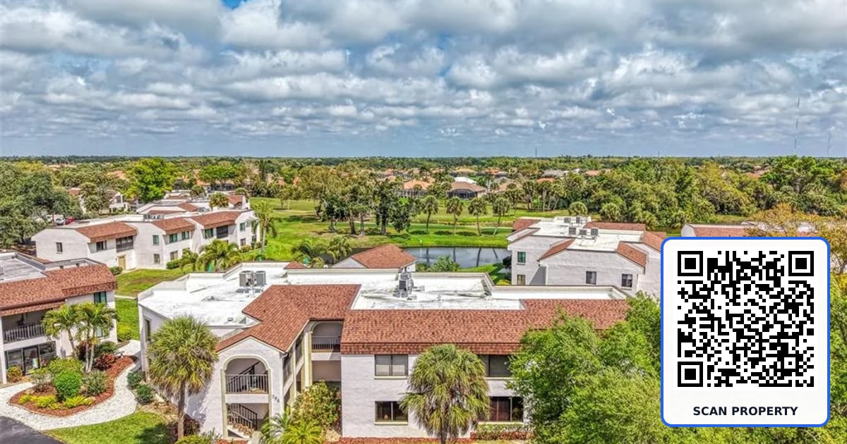 796 CAPRI ISLES BOULEVARD UNIT 130 property photo