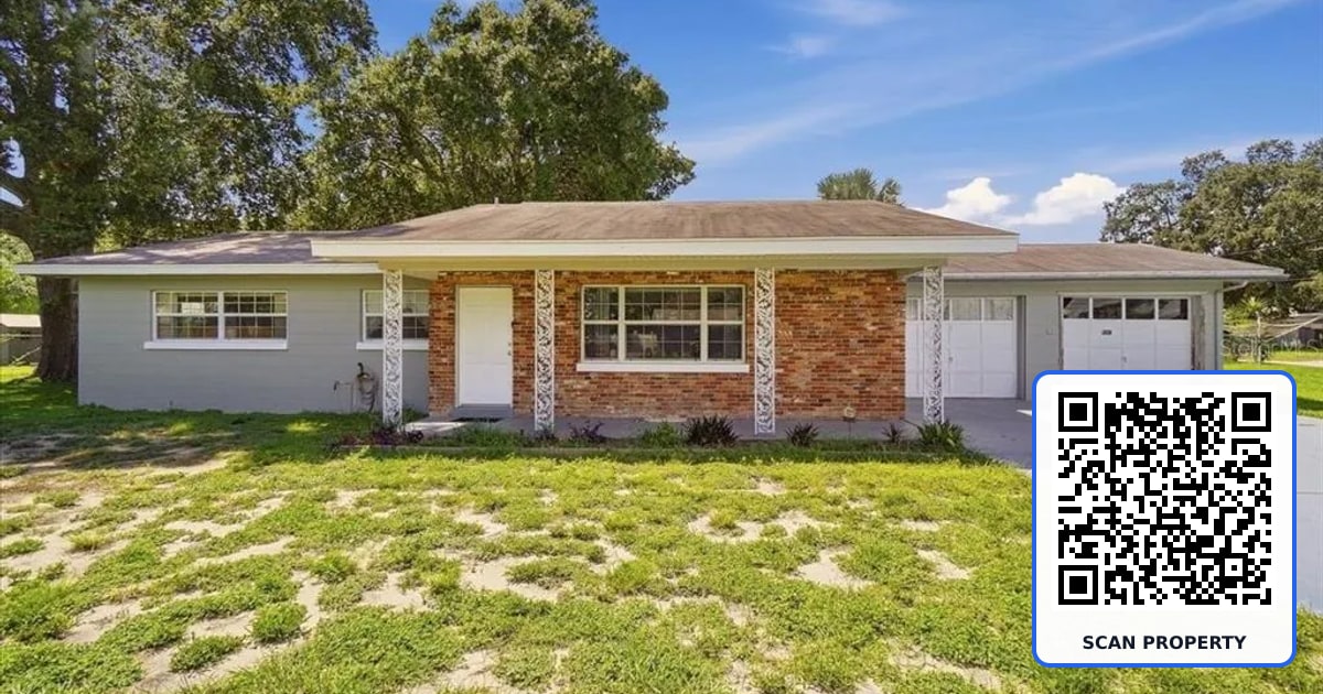 1945 8TH STREET SE property photo