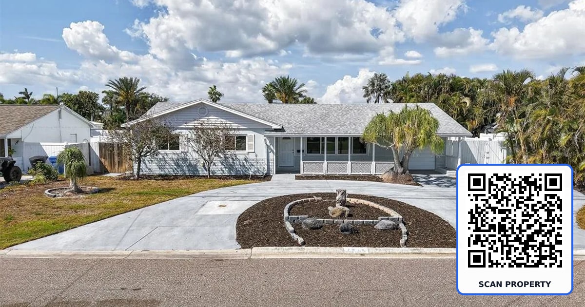7919 CAUSEWAY BOULEVARD S property photo