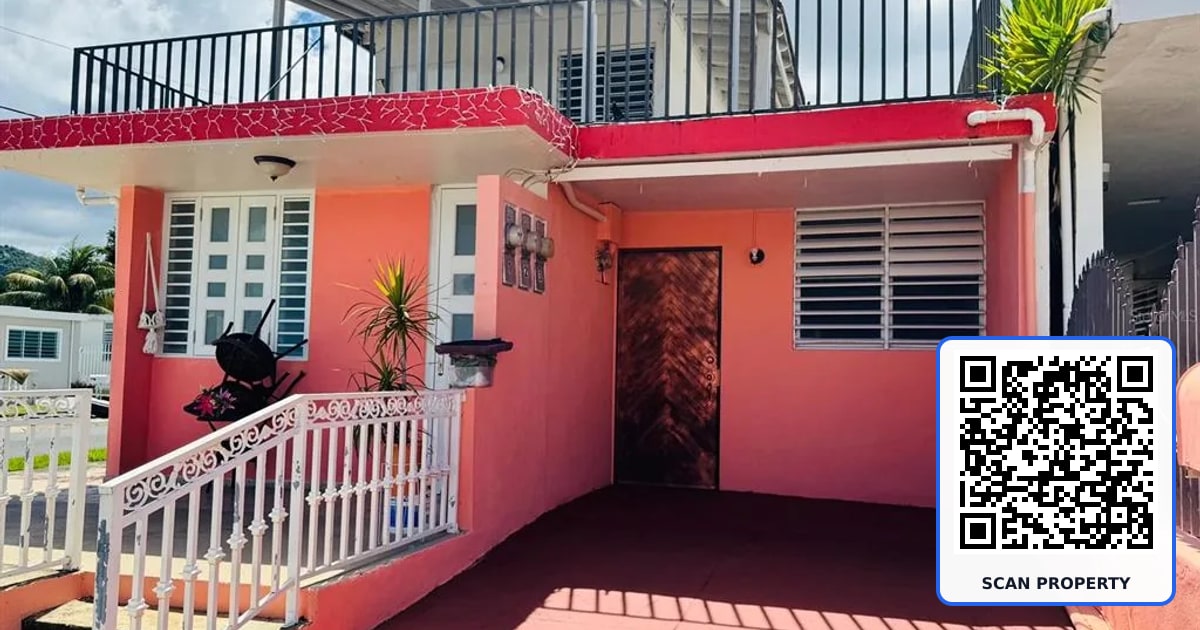 URB. VILLA LAS MERCEDES CALLE 2 #C-1 property photo