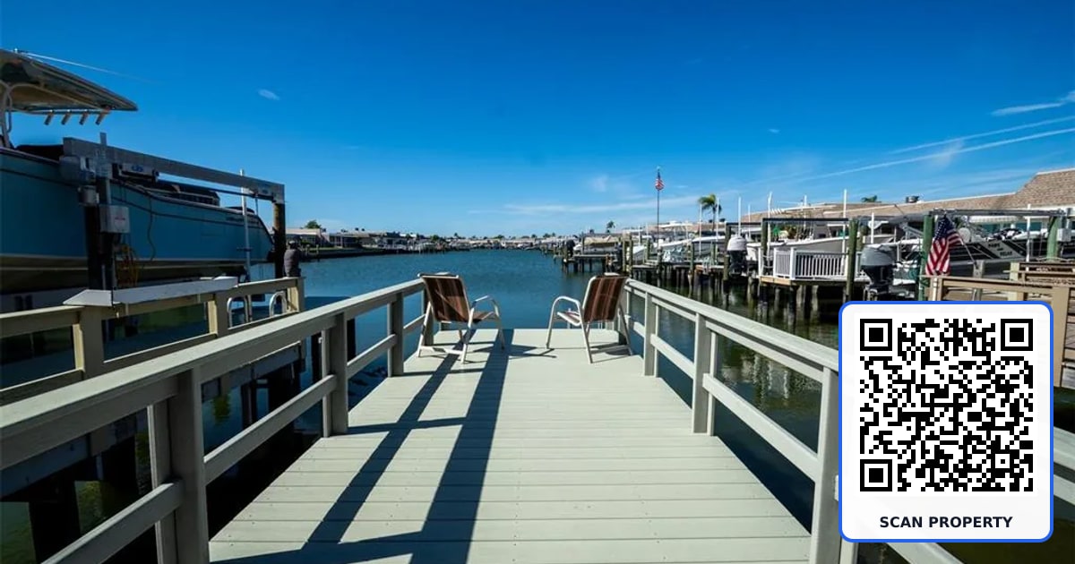 128 BOCA CIEGA POINT BOULEVARD N property photo