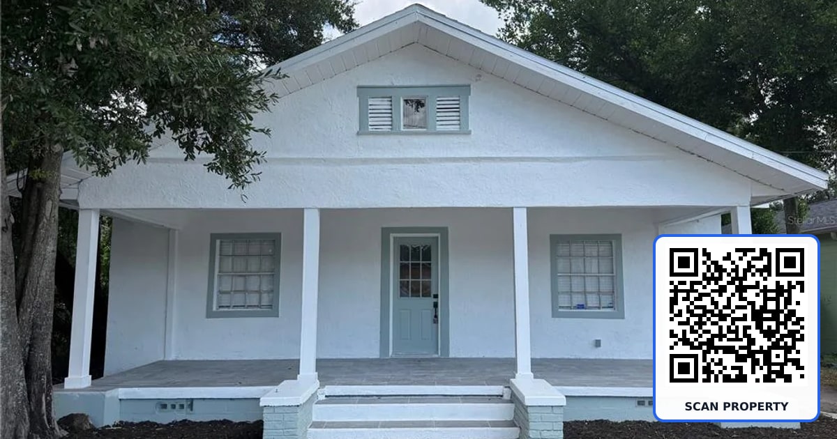 2604 E LAKE AVENUE property photo